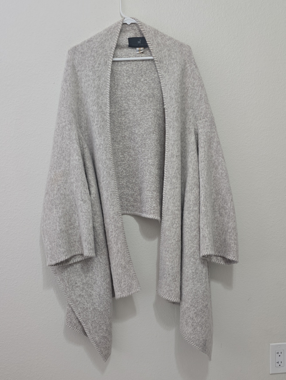 Peruvian Connection Light Gray Open-Front Draped Poncho Cardigan